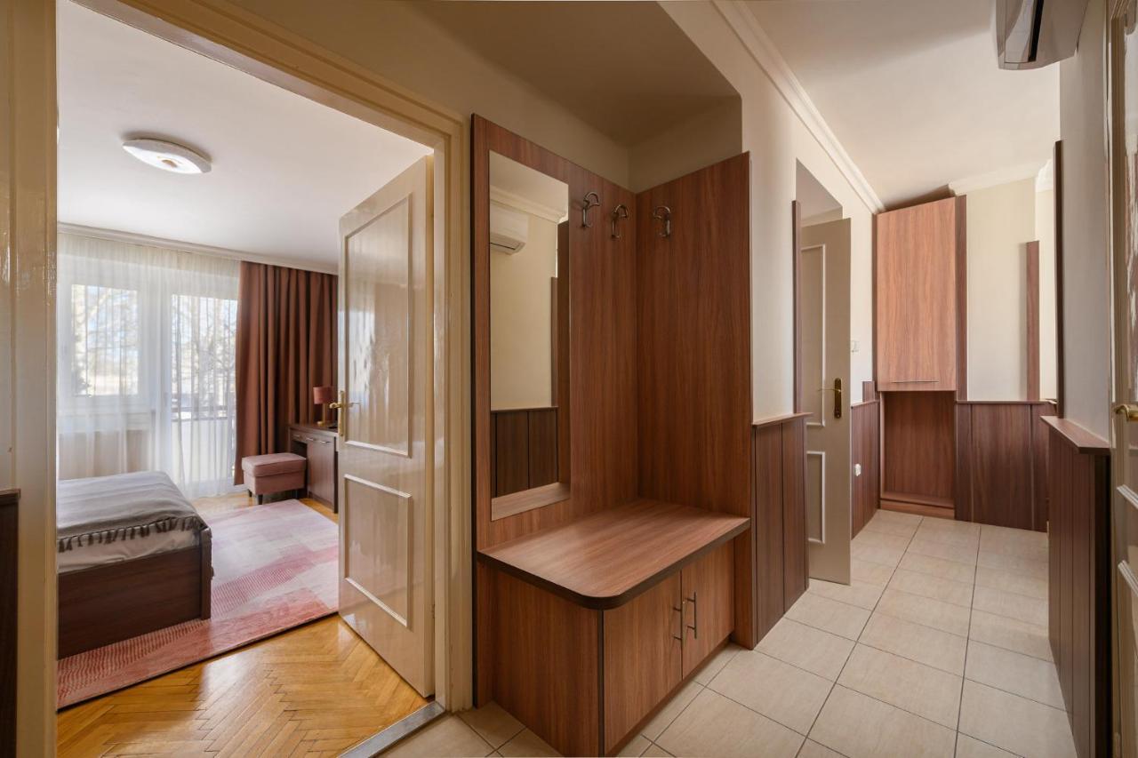 Szilfa Etterem Mariann Apartman Hajdúszoboszló Dış mekan fotoğraf